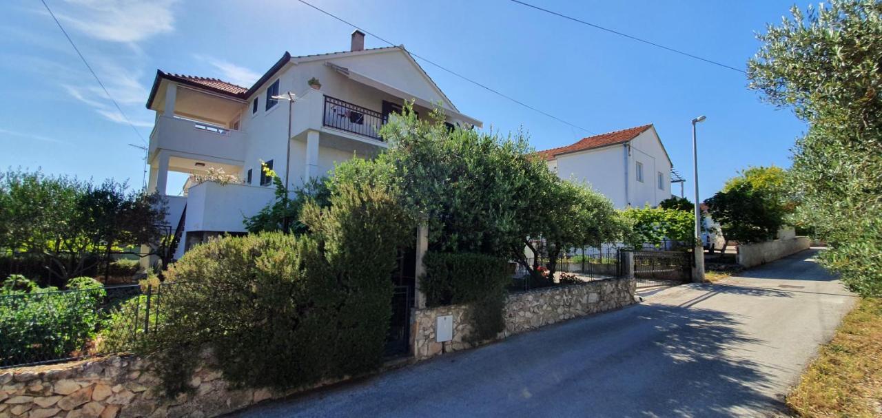 סופטאר Apartments Romarin מראה חיצוני תמונה