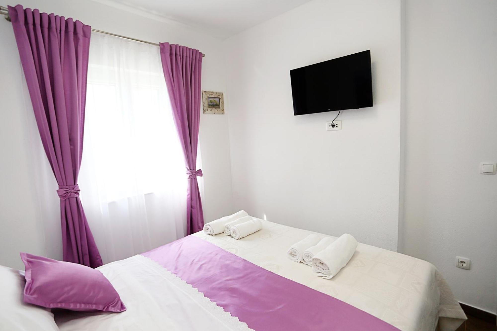סופטאר Apartments Romarin מראה חיצוני תמונה