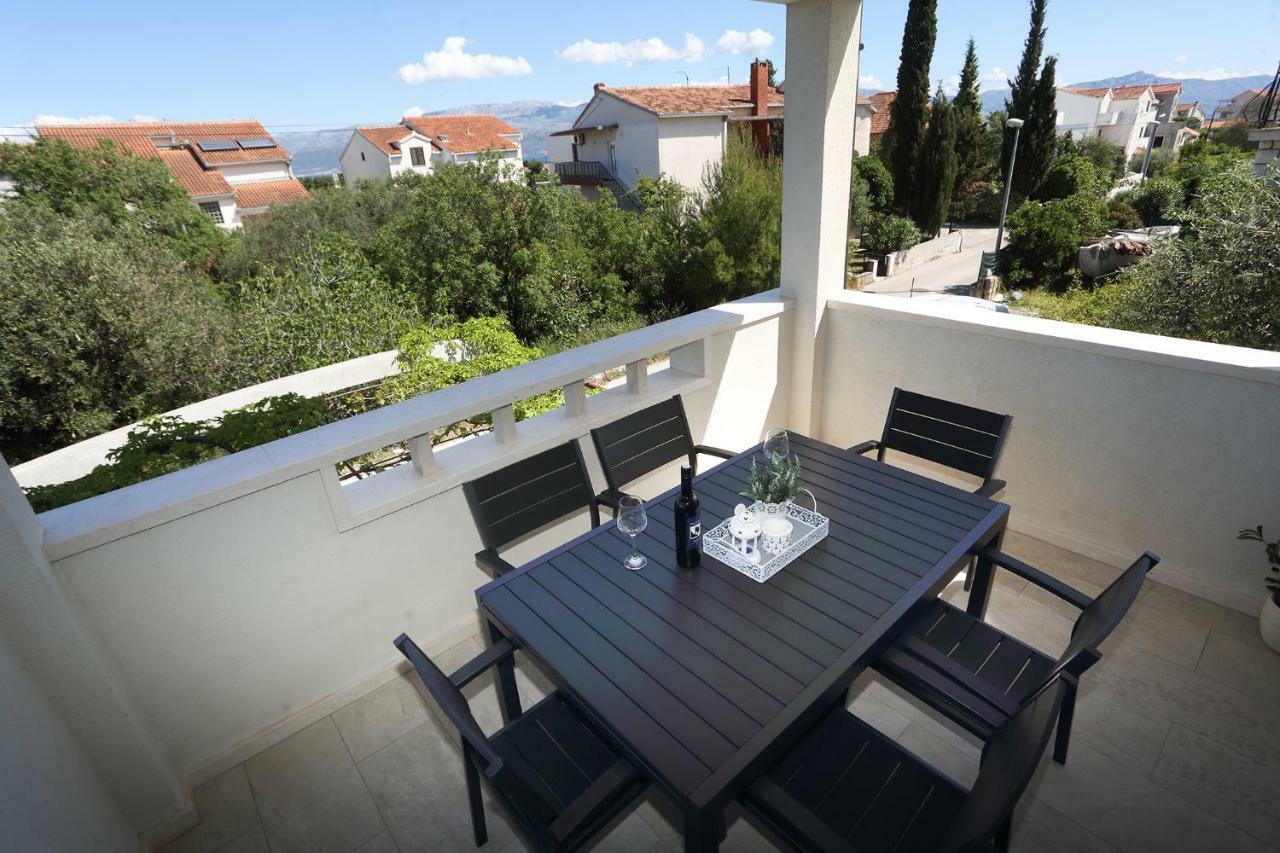 סופטאר Apartments Romarin מראה חיצוני תמונה