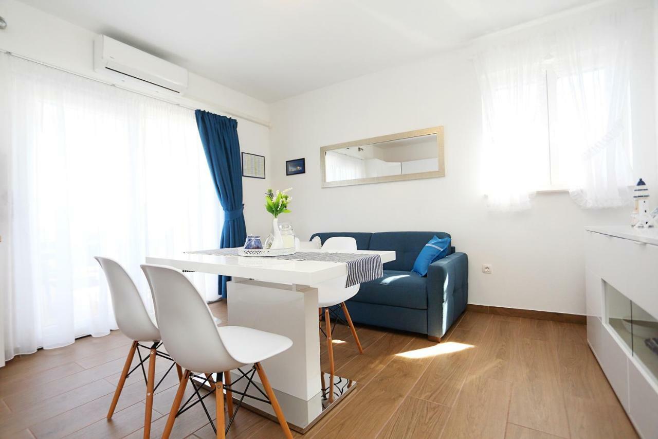 סופטאר Apartments Romarin מראה חיצוני תמונה